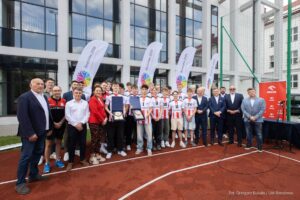 Zdjęcie z konferencji prasowej zapowiadającej Puchar Świata w siatkówce plażowej w Rzeszowie. Fot. Grzegorz Bukała UMRz
