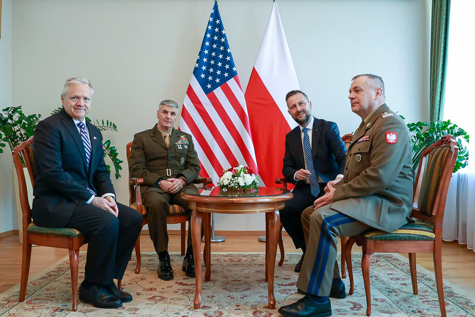 Foto: Spotkanie z gen. Christopherem Mahoneyem / Źródło: Ministerstwo Obrony Narodowej