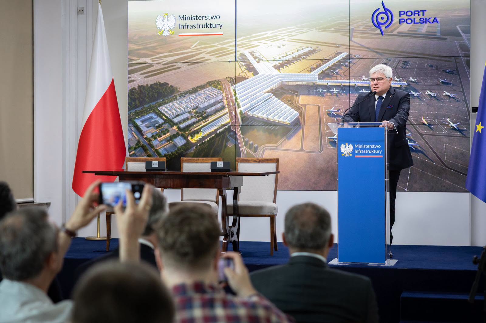 Foto - Źródło: Ministerstwo Infrastruktury