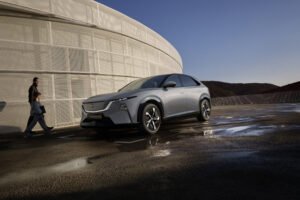 Foto: Zupełnie nowa Mazda CX-6e / Źródło: Portal prasowy Mazda Motor Europe