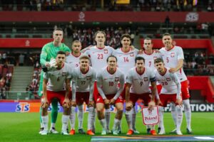 Foto: Reprezentacja Polski na mecz z Bośnią-Hercegowiną/ Źródło: PZPN