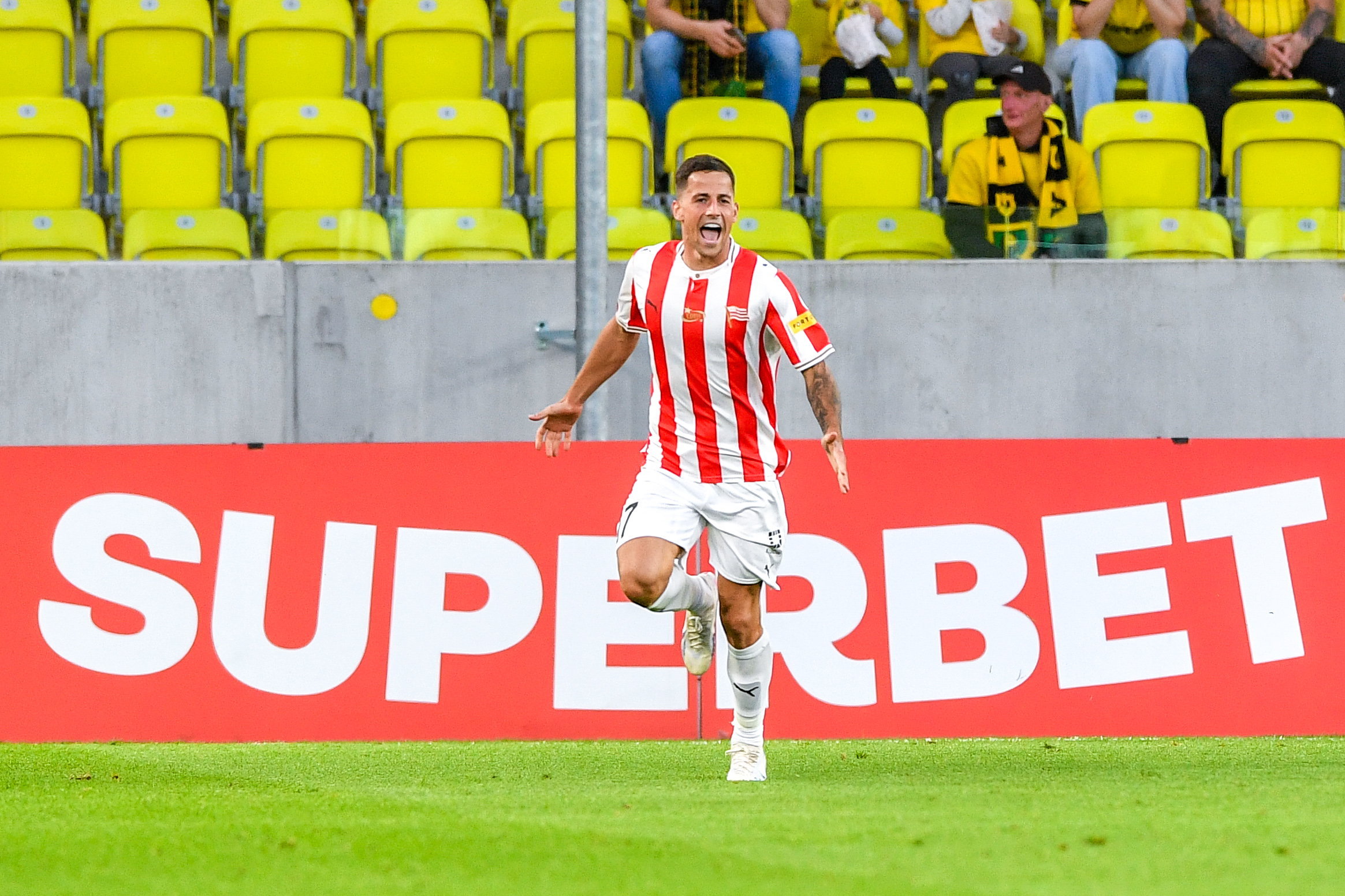 KATOWICE 19.09.2026 
MECZ PKO EKSTRAKLASA SEZON 2026/27 POLISH FOOTBALL TOP LEAGUE MATCH : GKS Katowice - Cracovia
NZ RADOSC GOL CIESZYNKA MARTIN MINCHEV MINCZEW SUPERBET REKLAMA MARKETING
FOT. MIROSLAW SZOZDA / 400MM.PL/NEWSPIX.PL
---
newspix.pl *** Local Caption *** www.newspix.pl
mail us: zamowienia@newspix.pl
---
Polish Picture Agency by Ringier Axel Springer Poland